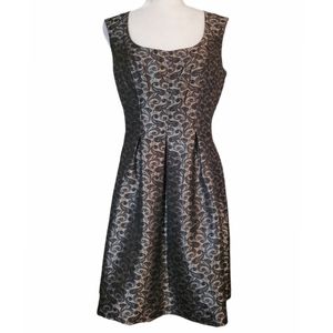 3/$30 💋 9&Co. Paisley Metallic Sheath Dress